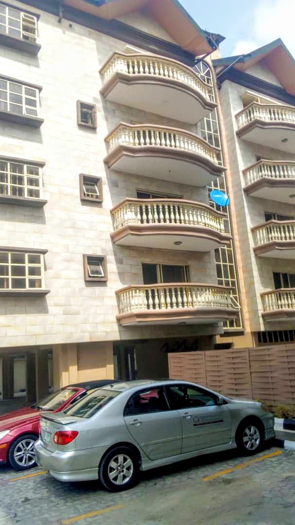 3-BEDROOM-FLAT-WITH-1-RM-BQ-ONIRU-V.1.jpg