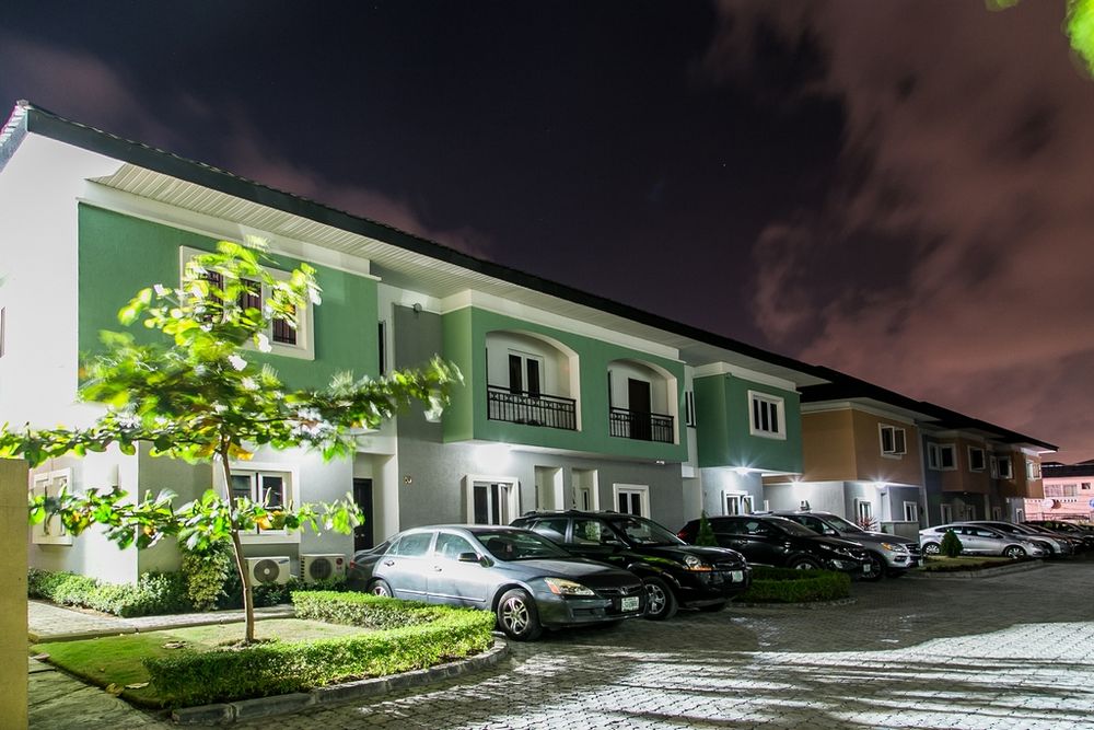 ARCADIA-MEWS-FNT-1.jpg