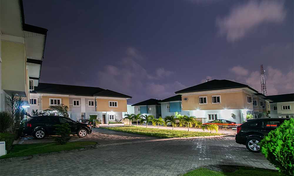 ARCADIA-MEWS-FRONT.jpg