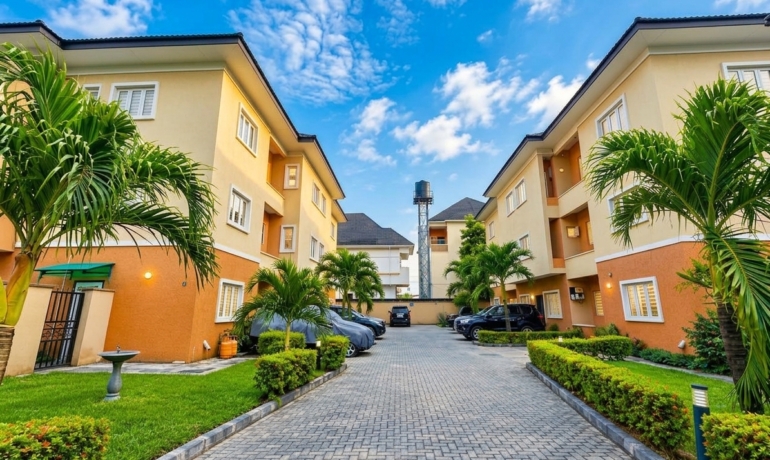 TobyDany – 4 Bedroom Terrace with BQ, Richmond Estate
