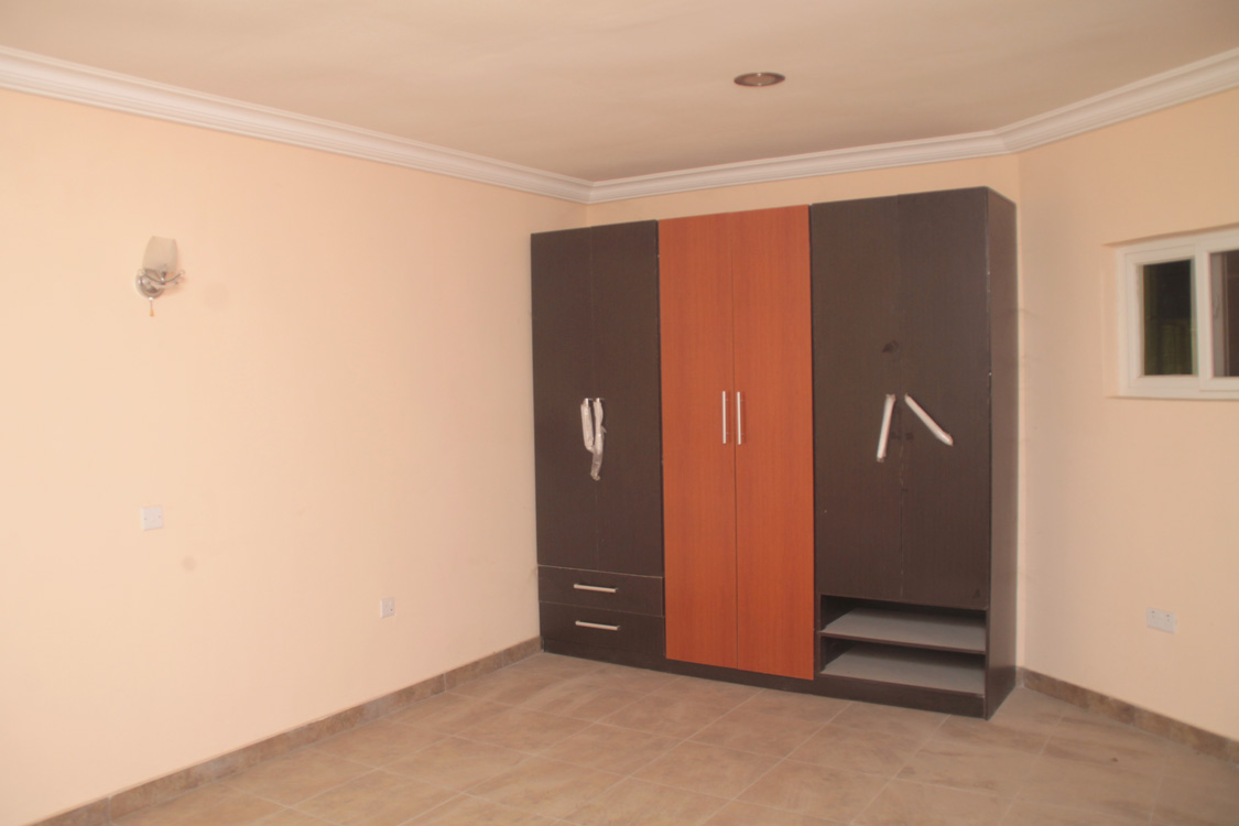 IKOTA-VILLA-BEDROOM-1.jpg