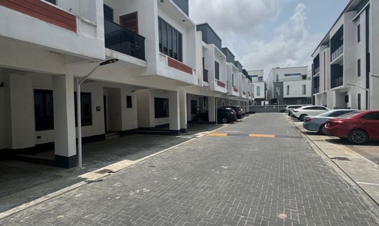 4 Bedroom Terraced Duplex without BQ Atlantis IV Estate, Jakande.