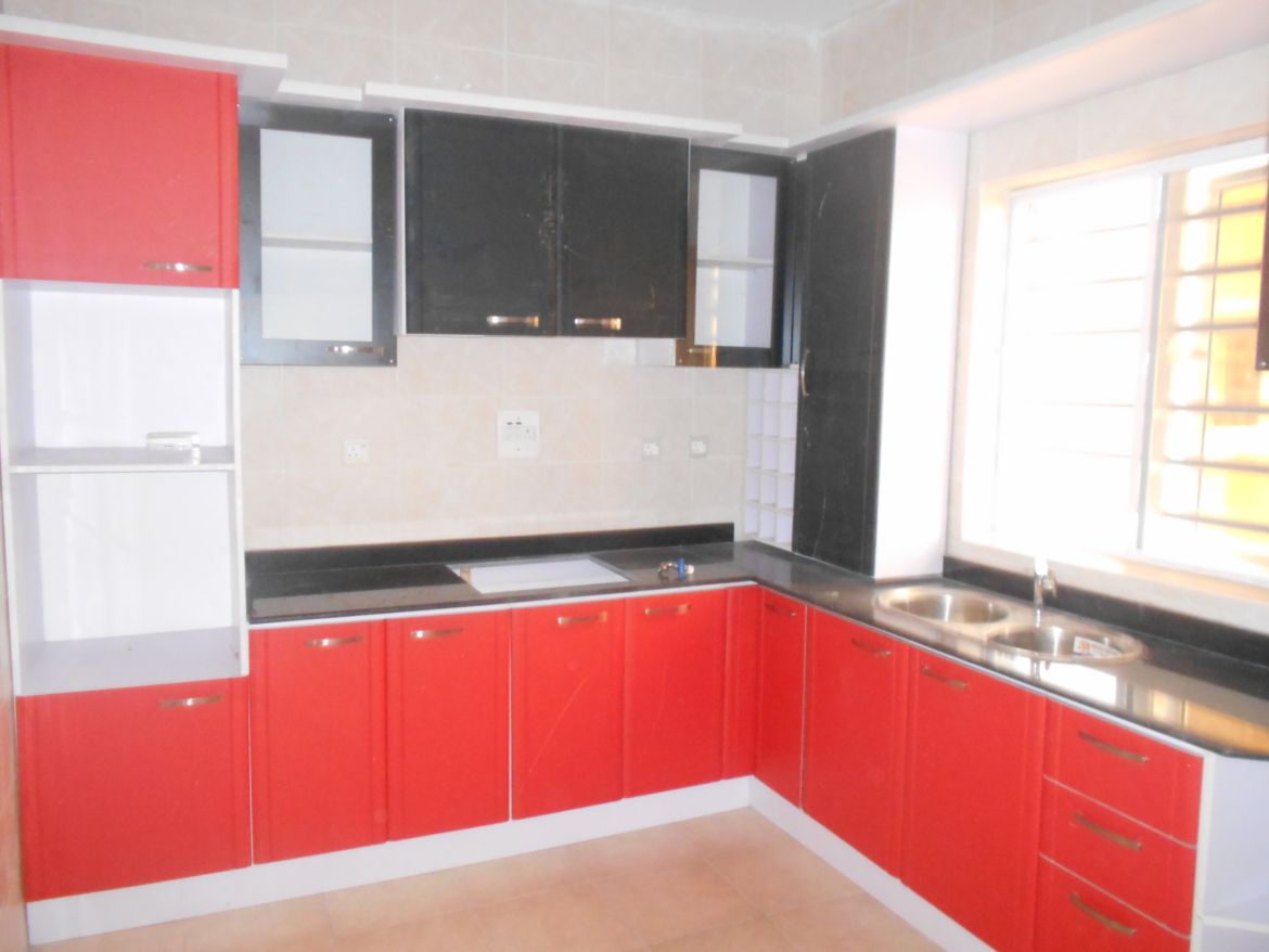 VICTORIA-CREST-KITCHEN-scaled.jpg