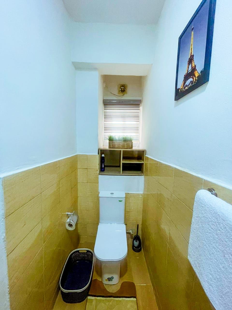 b43d9441-9ad8-43aa-8beb-161dcca609c9.jpg